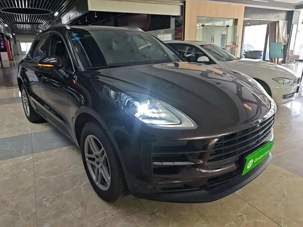 Porsche Macan — миниатюра 4