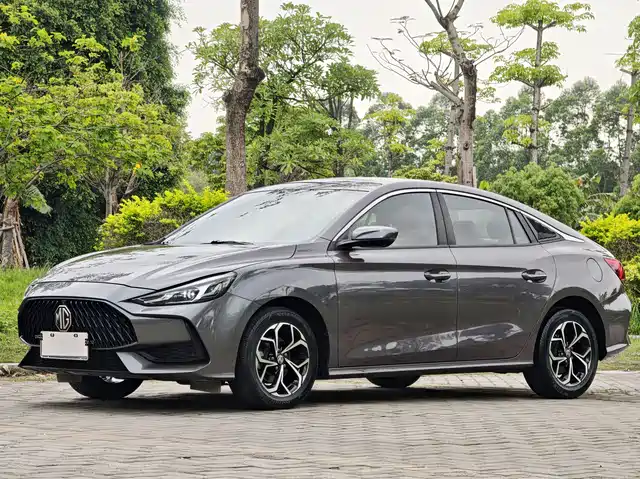 2022 MG 5