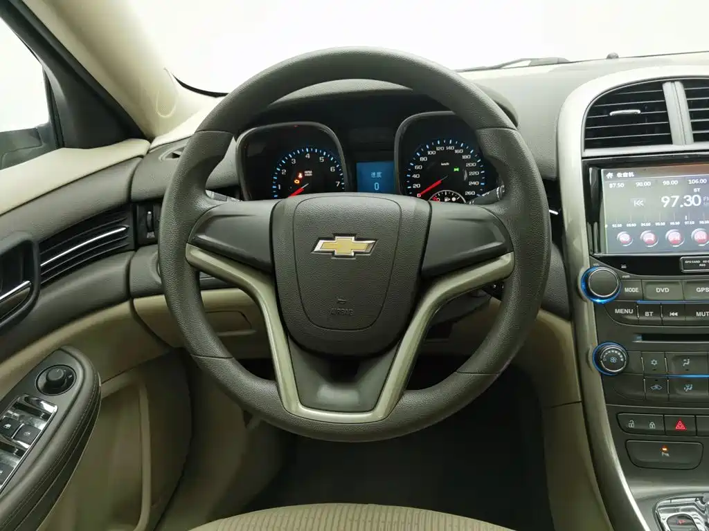 Chevrolet Malibu — миниатюра 11