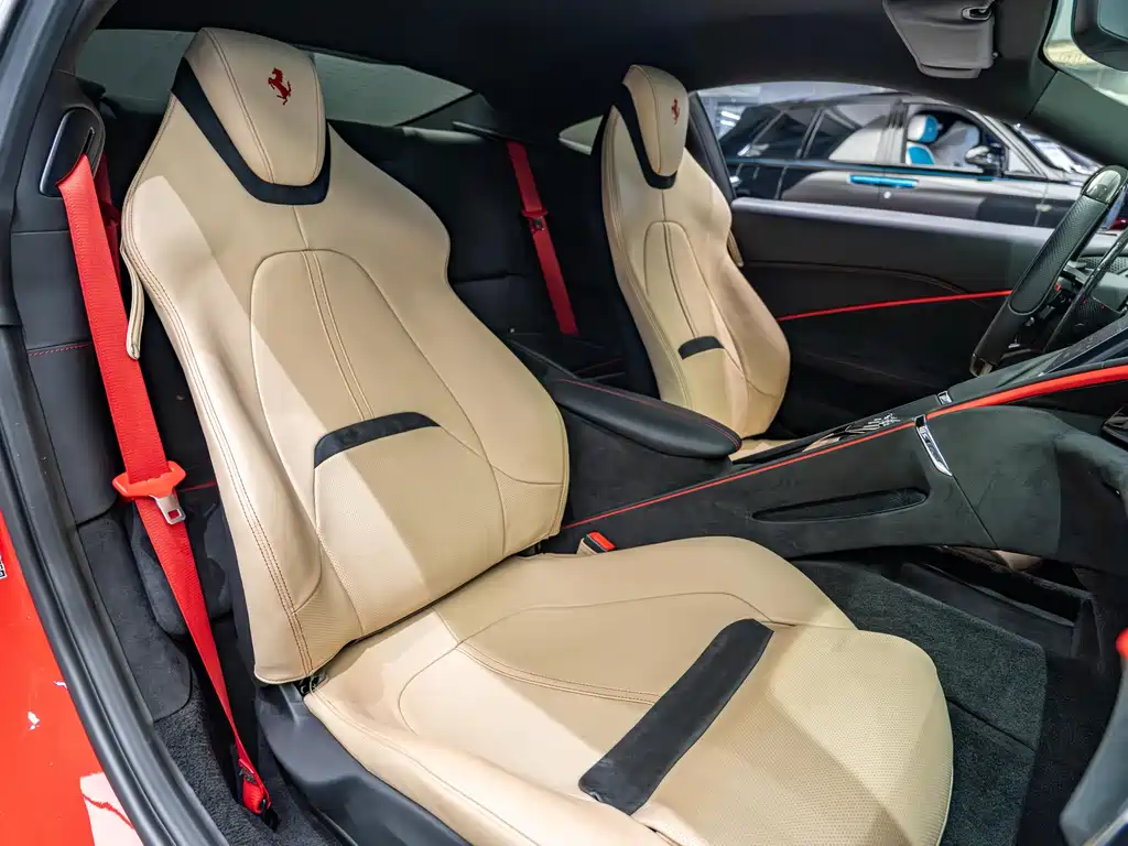 Ferrari Roma 2020 3.9T V8