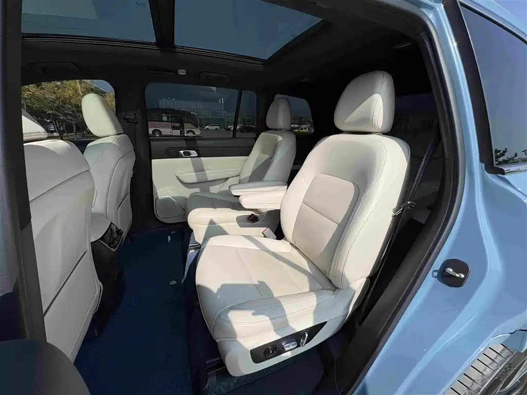 Li Auto Li ONE — миниатюра 15