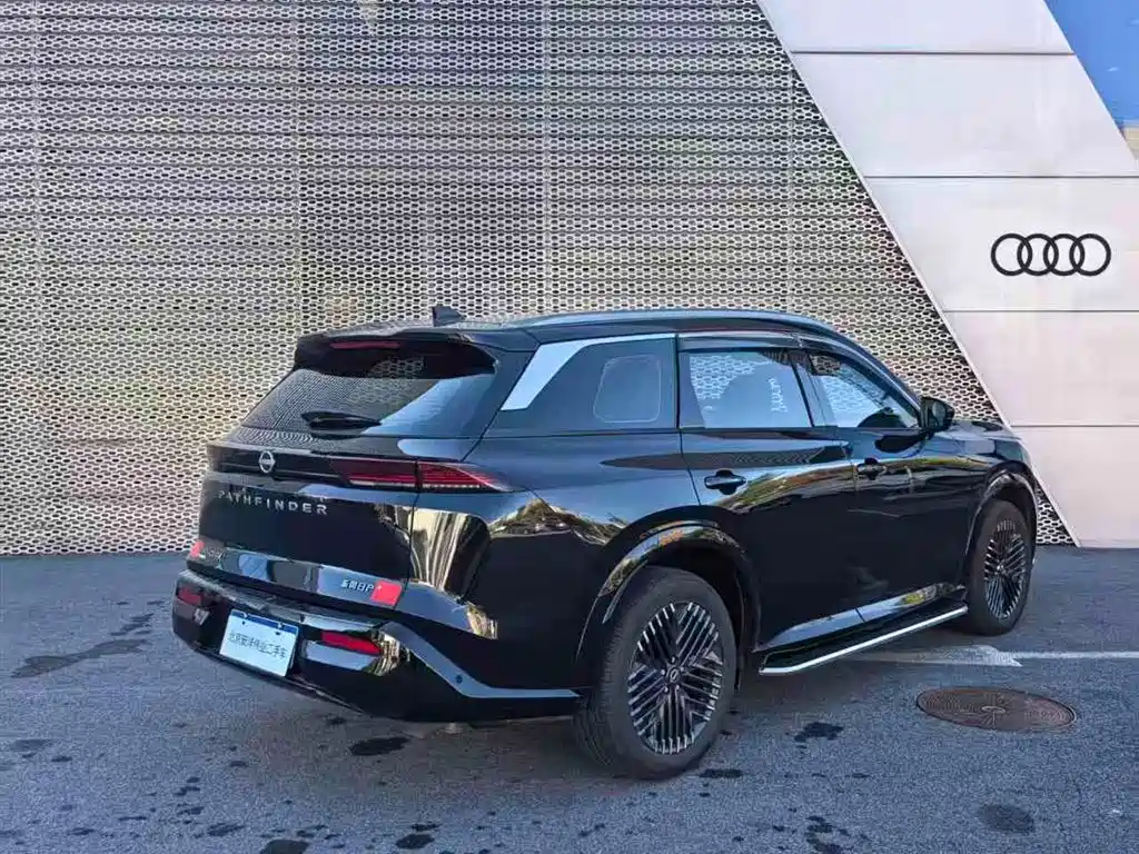 Nissan Teramont — миниатюра 3