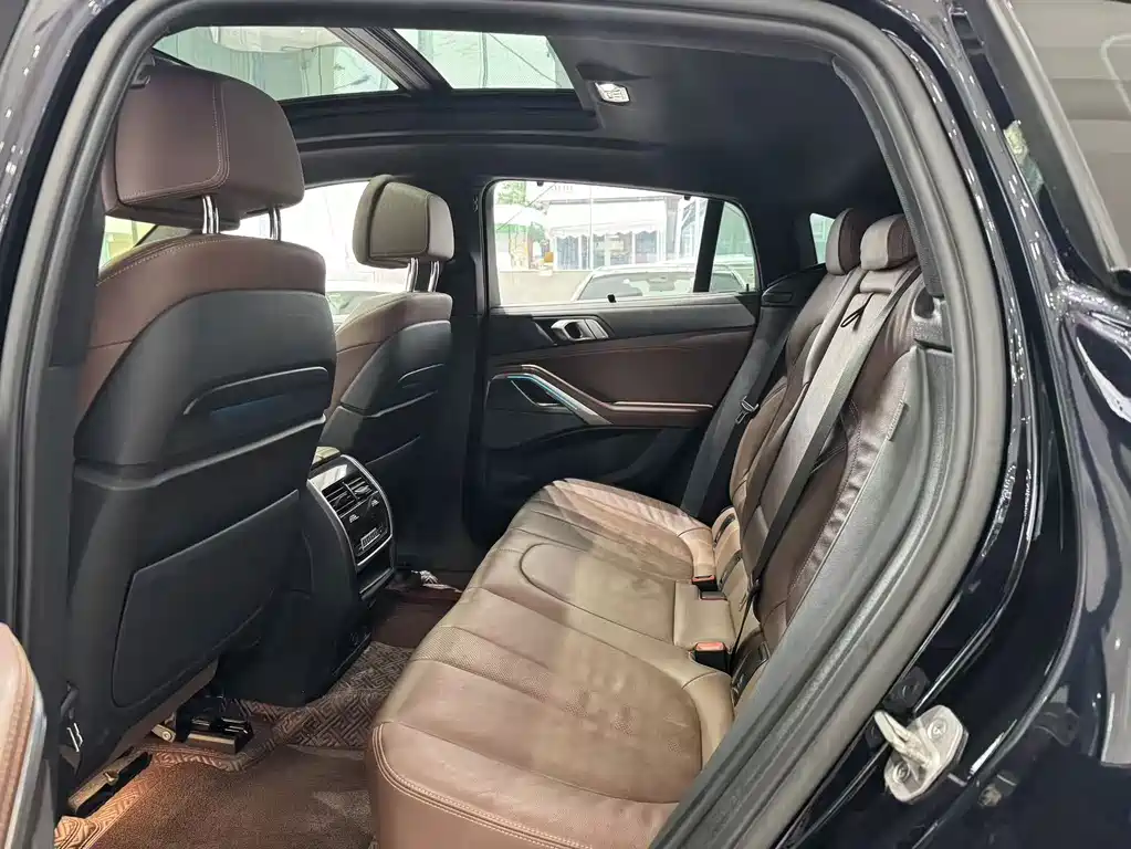 BMW X6 — миниатюра 9