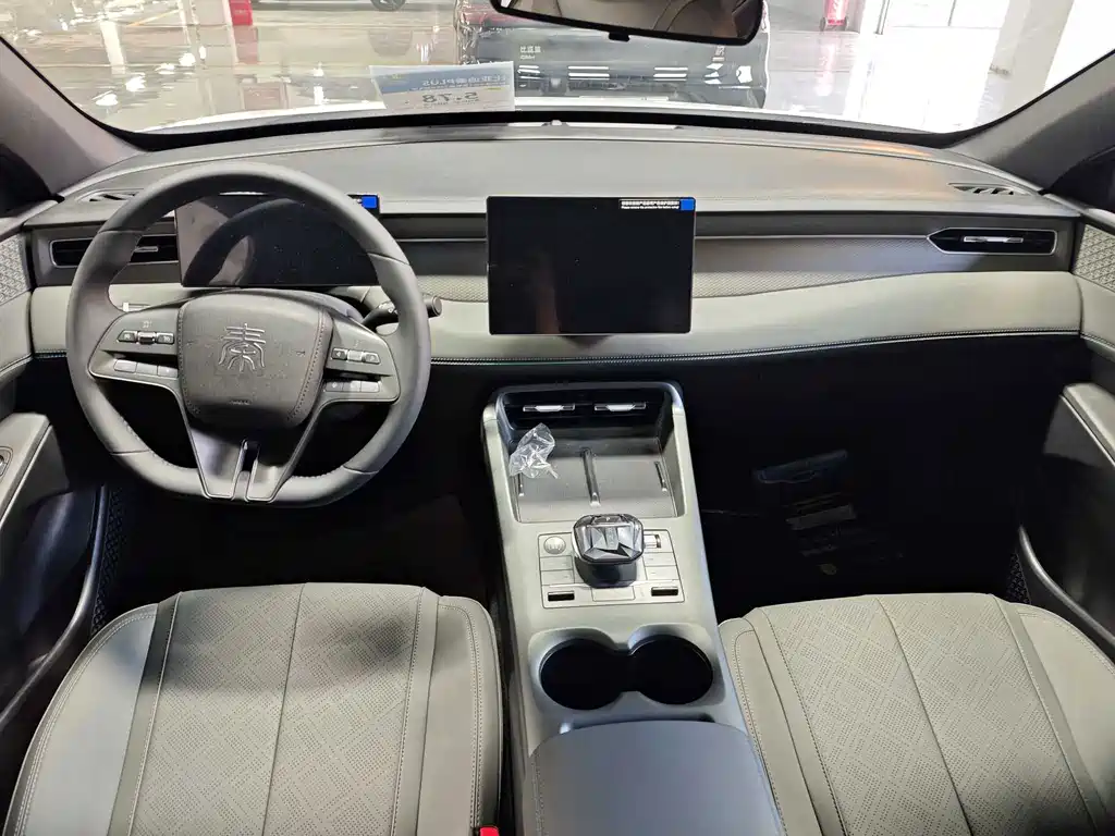 BYD Qin PLUS — миниатюра 8