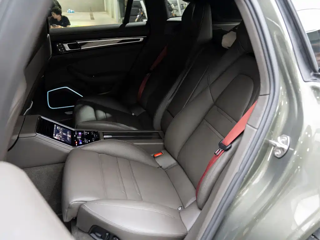 Porsche Panamera — миниатюра 19