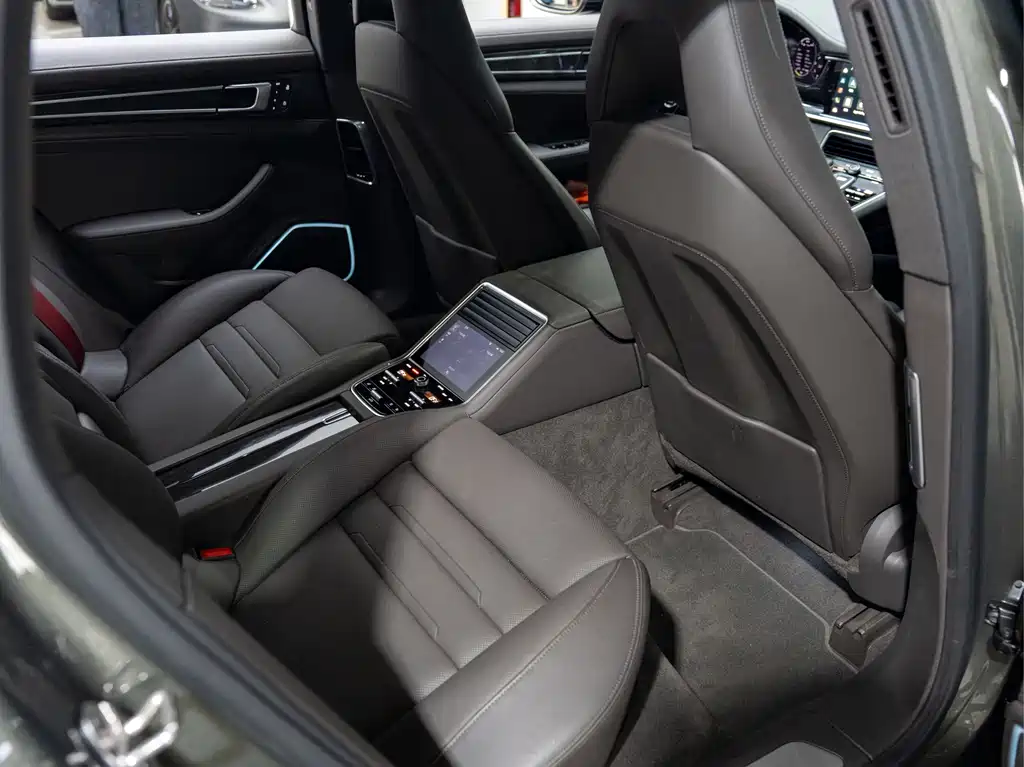 Porsche Panamera — миниатюра 21
