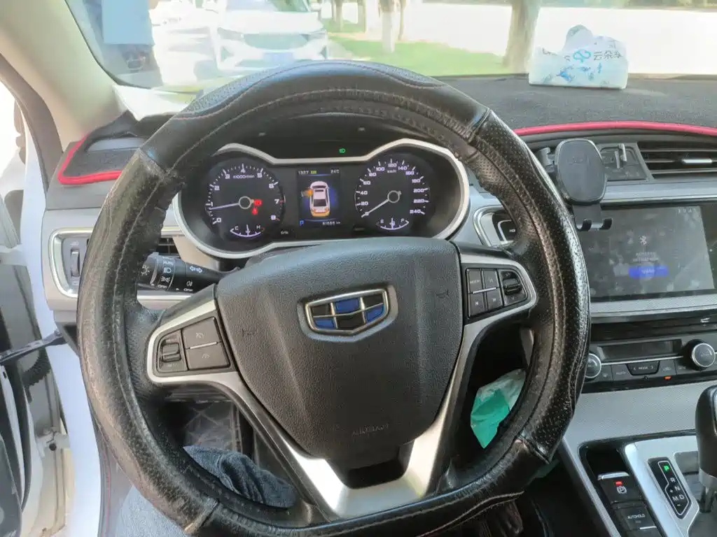 Geely Emgrand GL — миниатюра 6