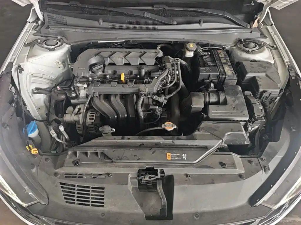 Hyundai Elantra — миниатюра 16