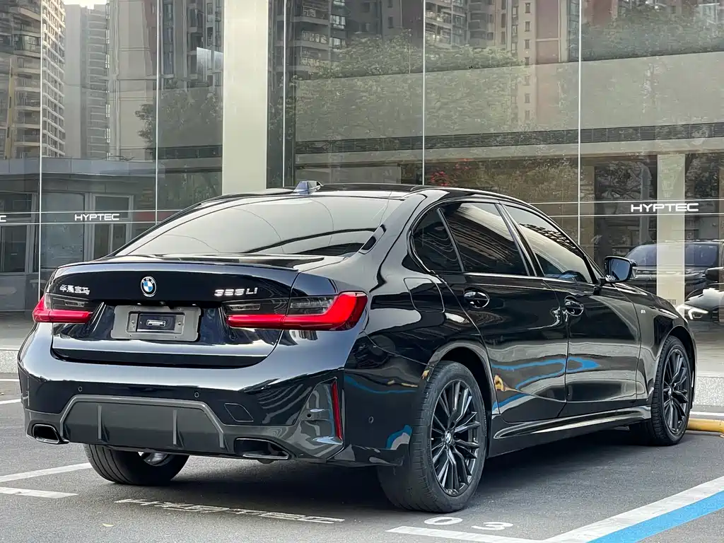 BMW 3 Series — миниатюра 10