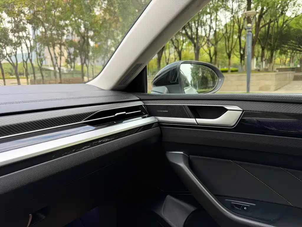 Volkswagen CC — миниатюра 21