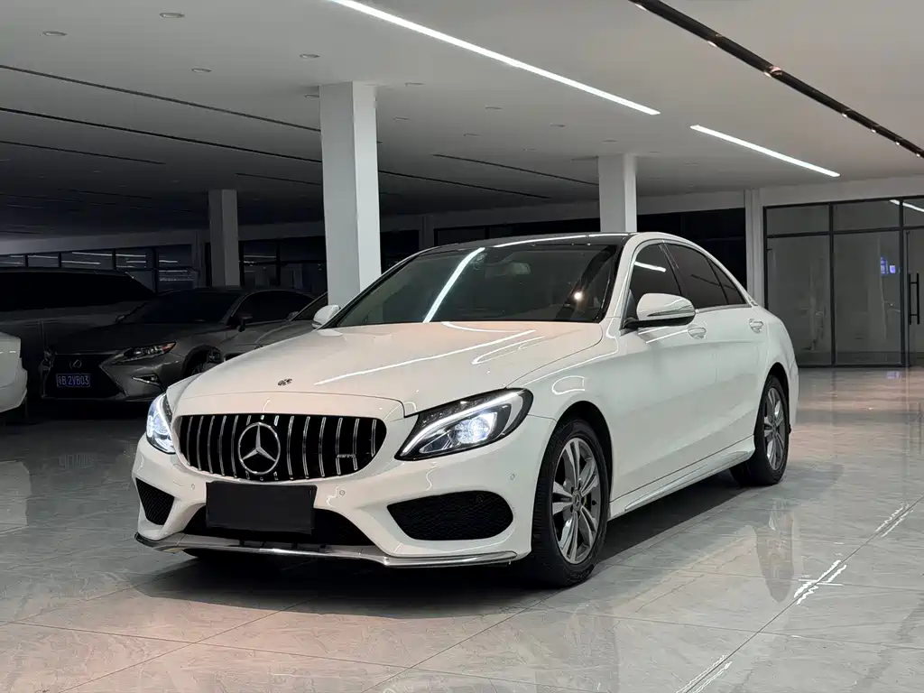 Mercedes-Benz C-Class 2019