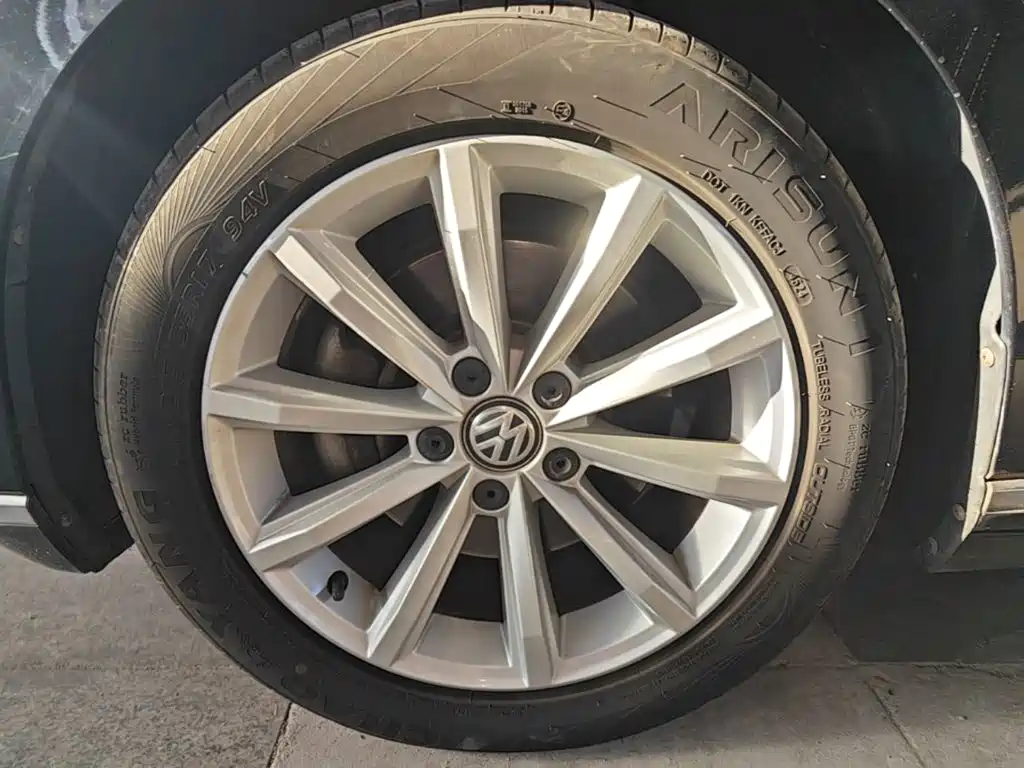 Volkswagen Magotan — миниатюра 23