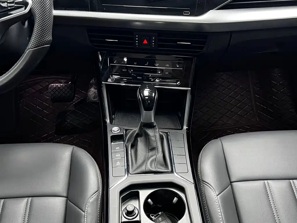 Volkswagen Passat — миниатюра 11