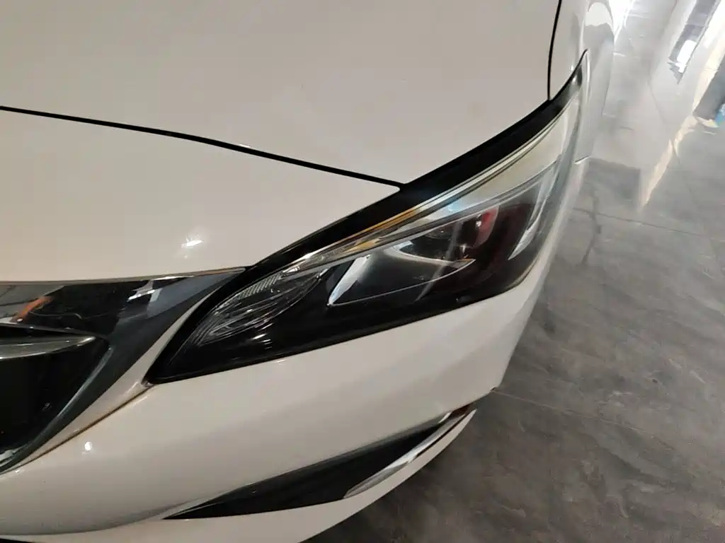Buick Verano — миниатюра 24