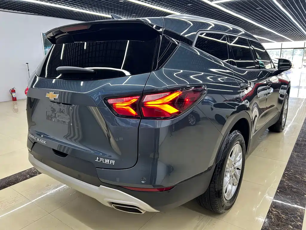 Chevrolet Blazer — миниатюра 4