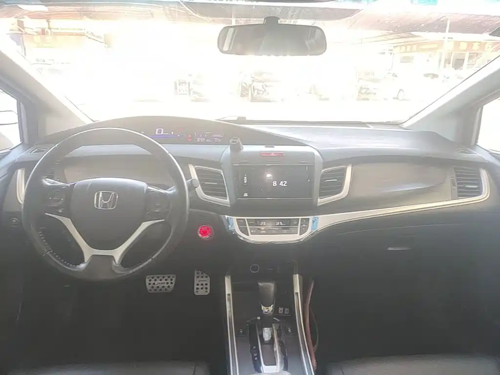 Honda Jade — миниатюра 10