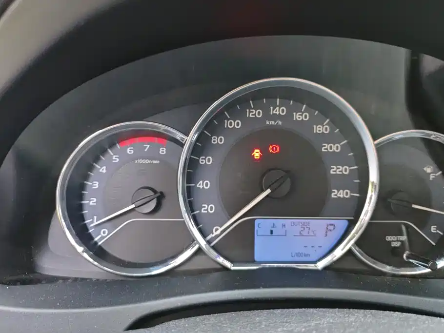 Toyota Corolla — миниатюра 14