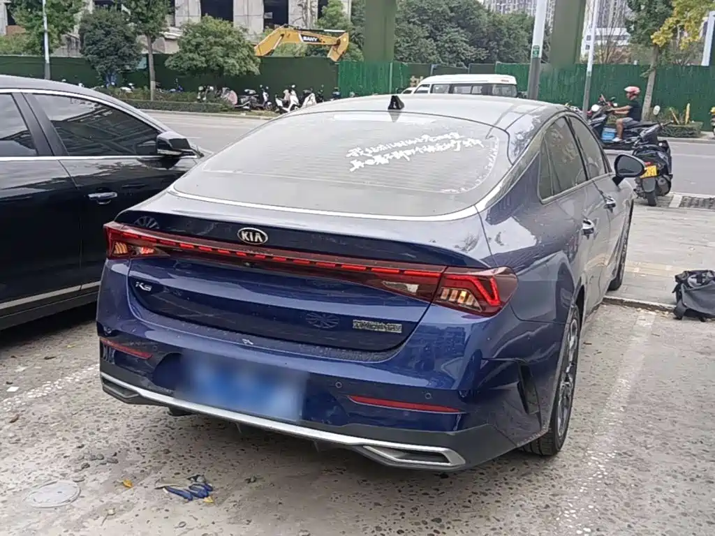 Kia K5 — миниатюра 7
