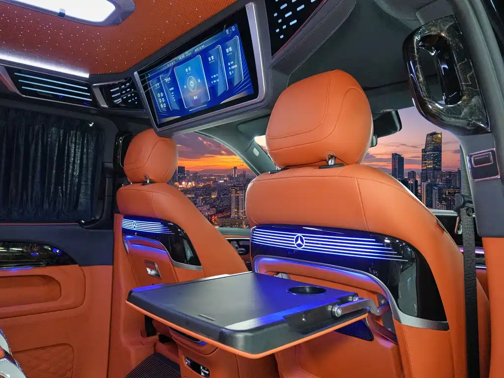 Mercedes-Benz Vito 2024 2.0T 7 мест