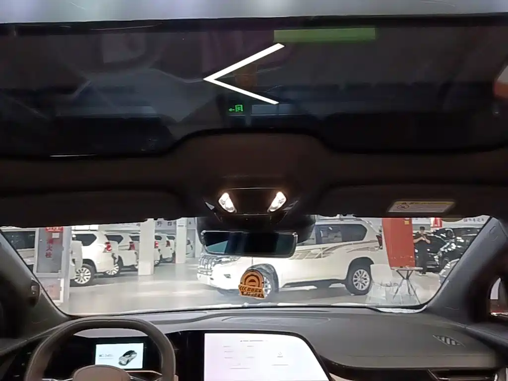 Hongqi Hongqi Tiangong 08 — миниатюра 18