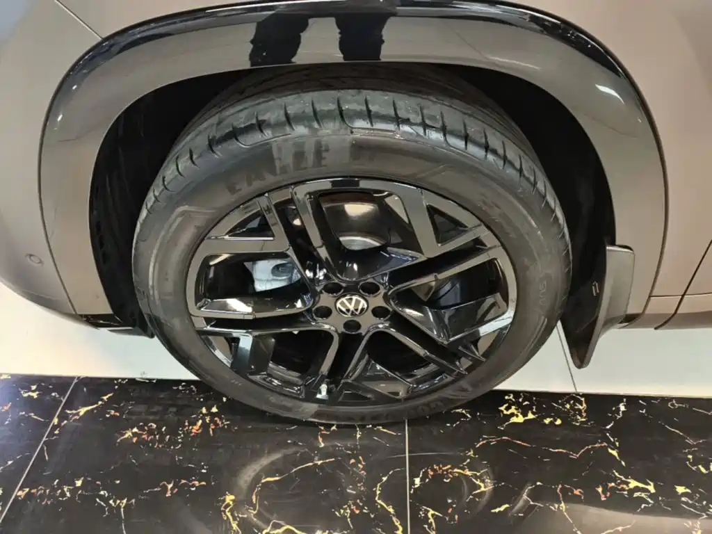 Volkswagen Teramont — миниатюра 23