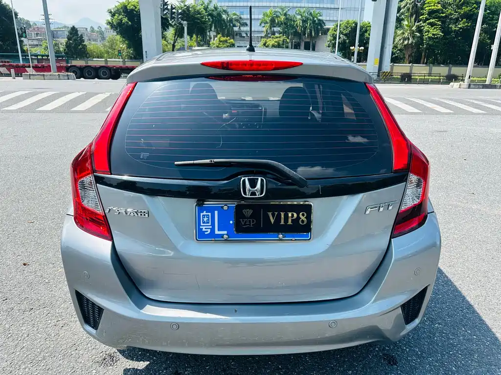 Honda Fit 1.5L LXS CVT Comfort Sunroof Edition, фото 5