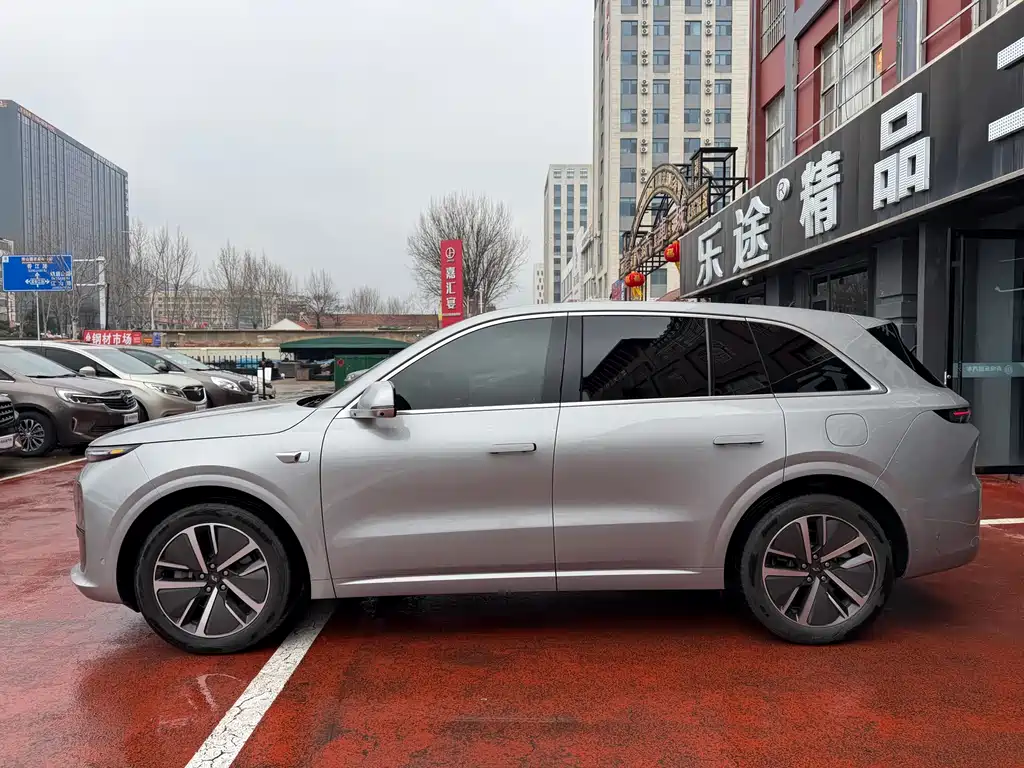 Li Auto IDEAL L6