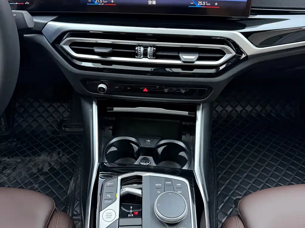 BMW 3 Series — миниатюра 17
