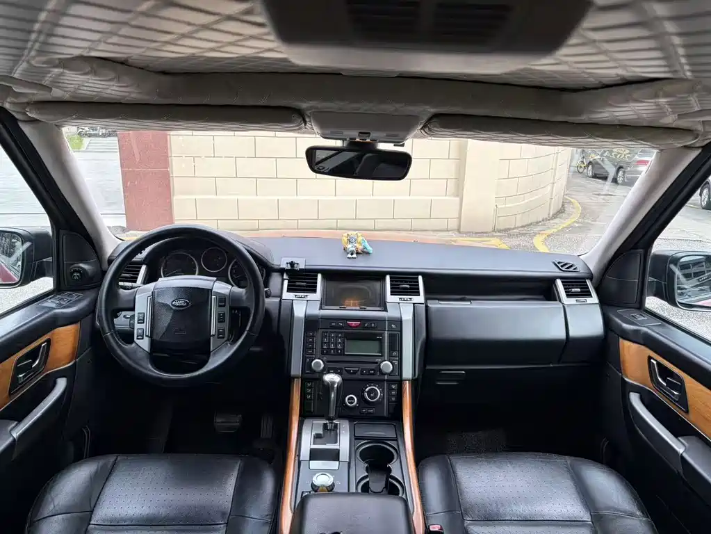 Land Rover Sport — миниатюра 10