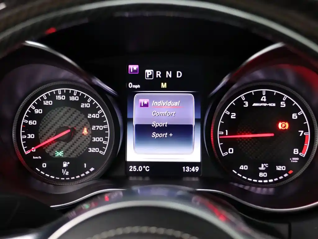 Mercedes-Benz AMG GT — миниатюра 12