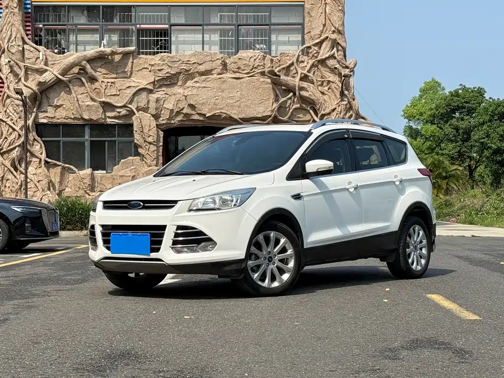Купить Ford Kuga