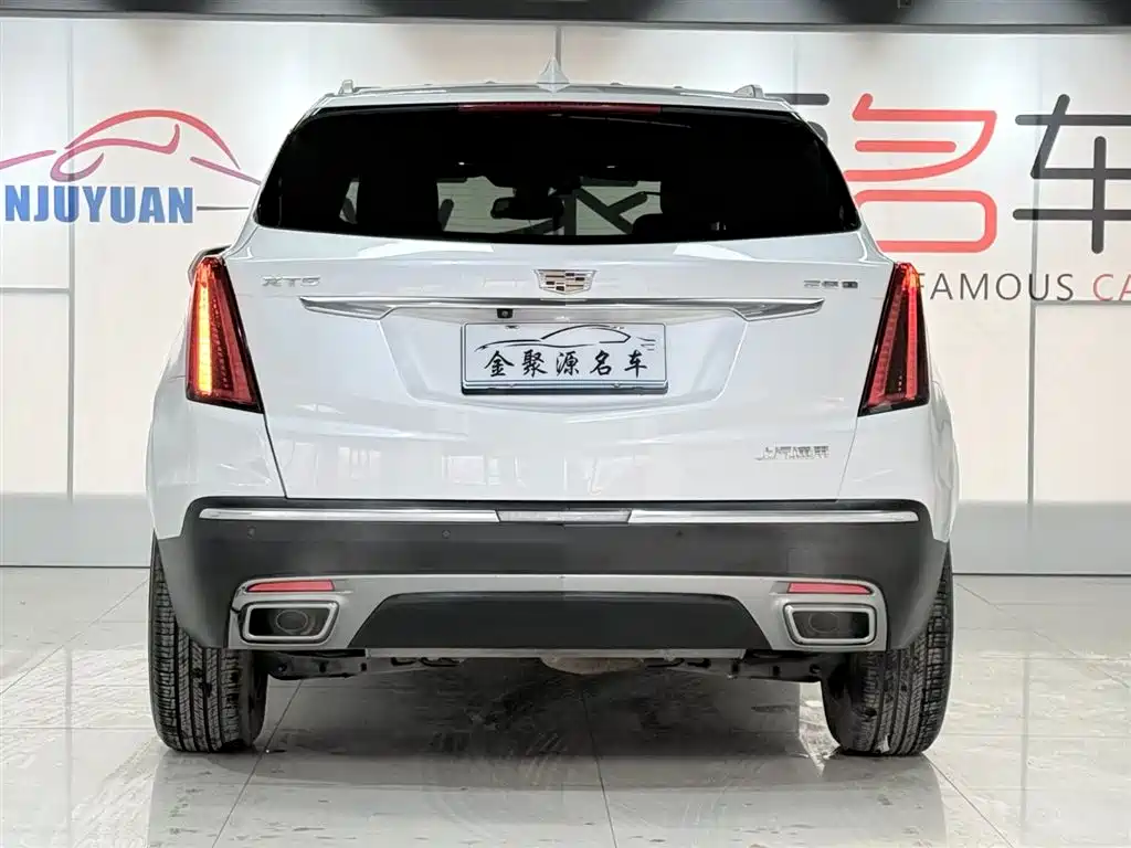 CADILLAC XT5