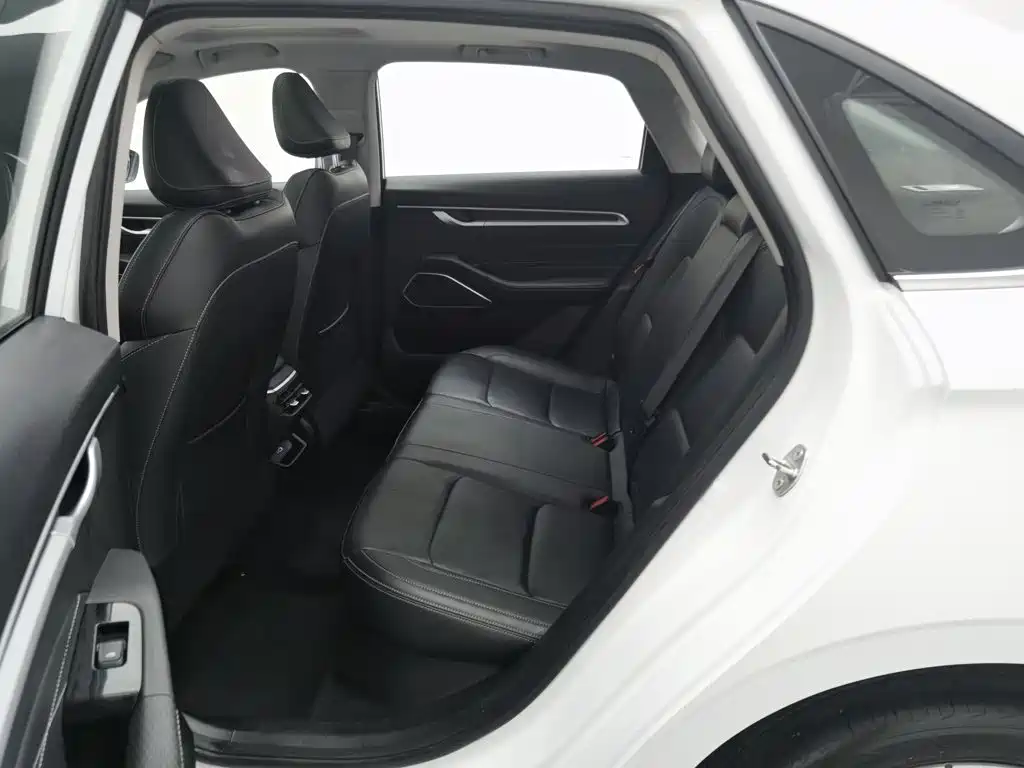 Geely Emgrand — миниатюра 15