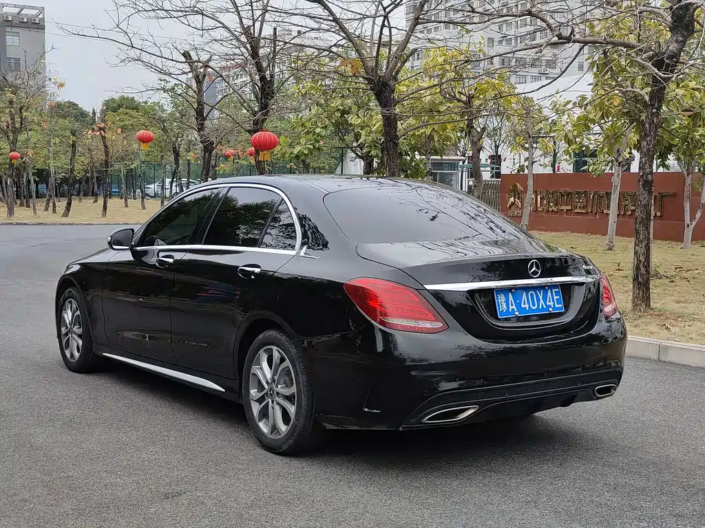 MERCEDES-BENZ C CLASS