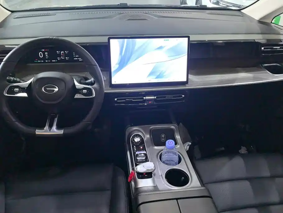 GAC Motor Trumpchi E8 PHEV — миниатюра 12
