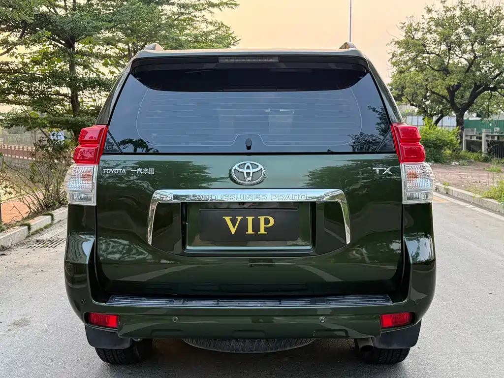 Toyota Land Cruiser Prado 2010 4.0L AT TX-L