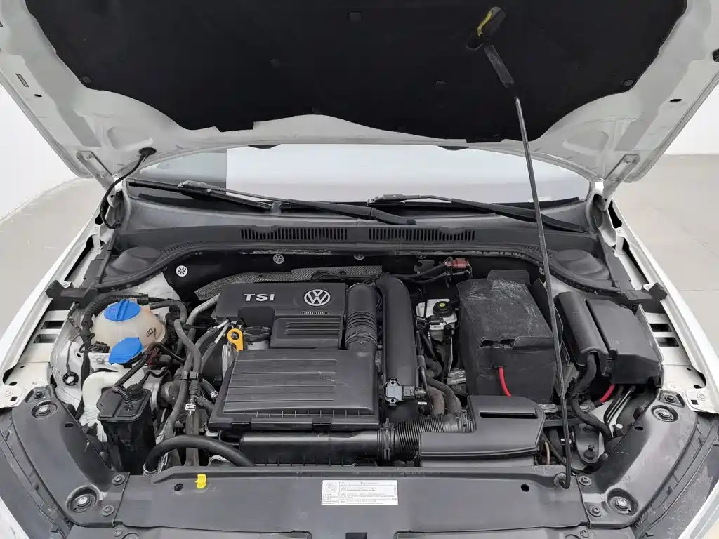 Volkswagen Sagitar — миниатюра 6
