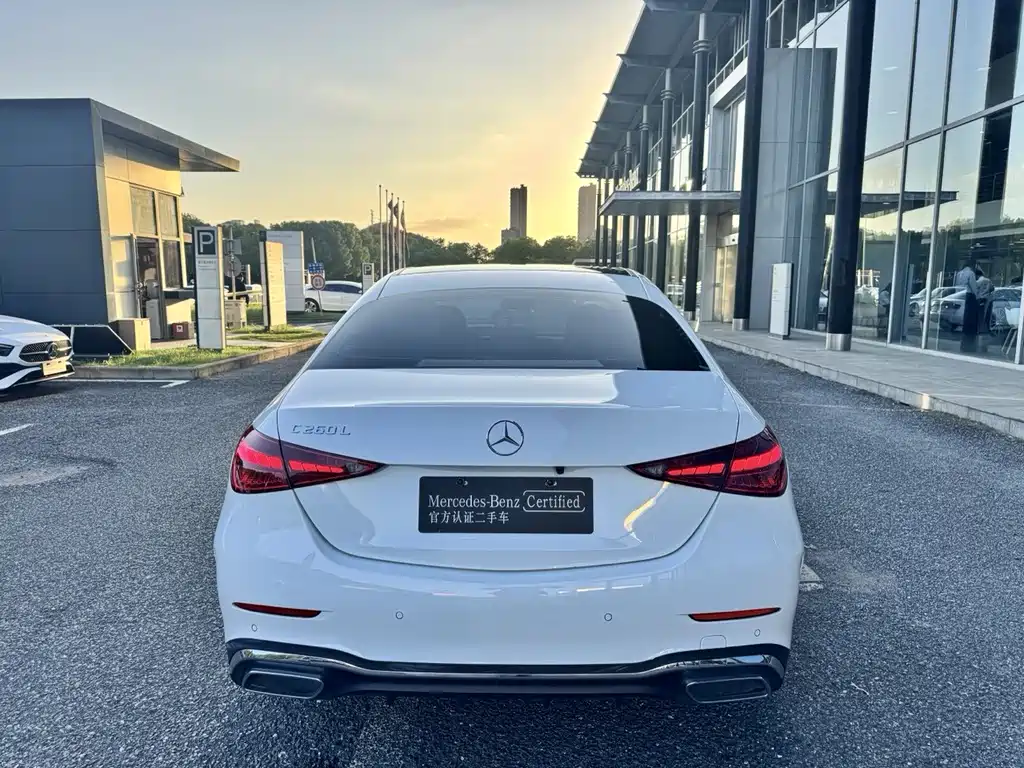 Mercedes-Benz C-Class — миниатюра 5
