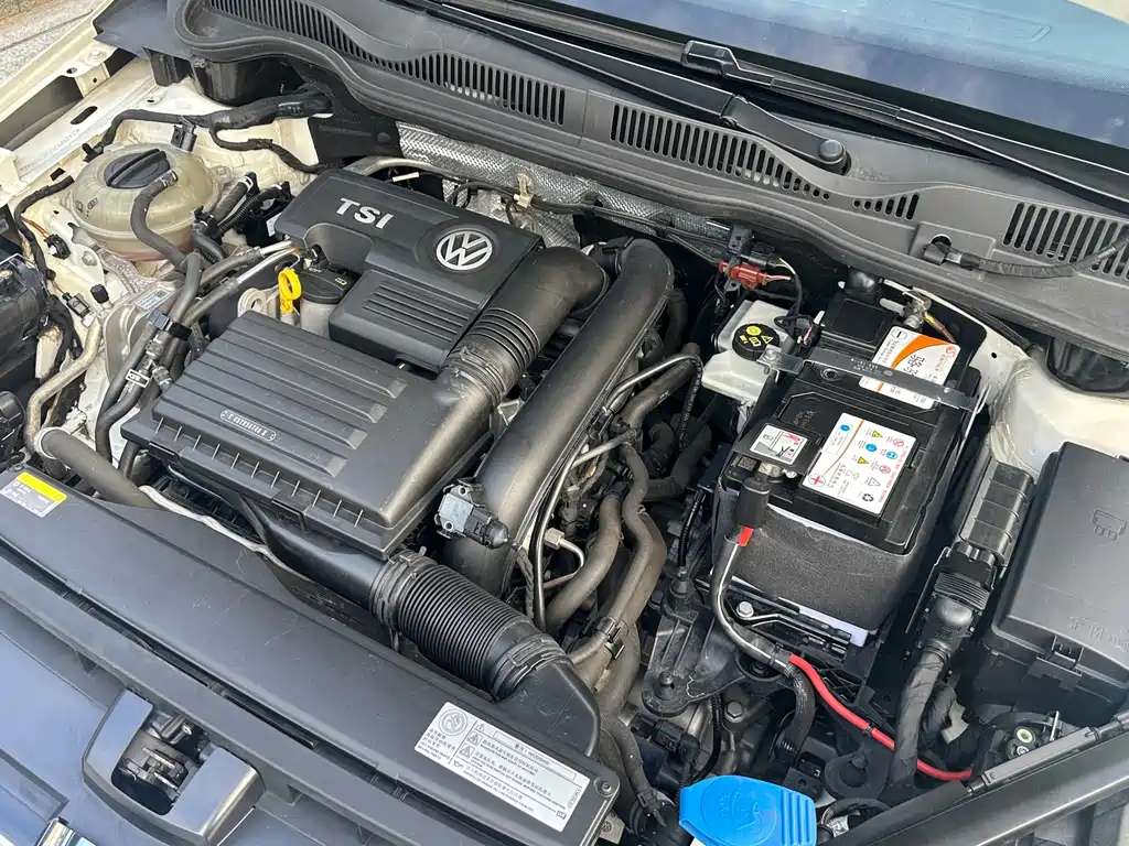 Volkswagen Golf Sportsvan — миниатюра 25