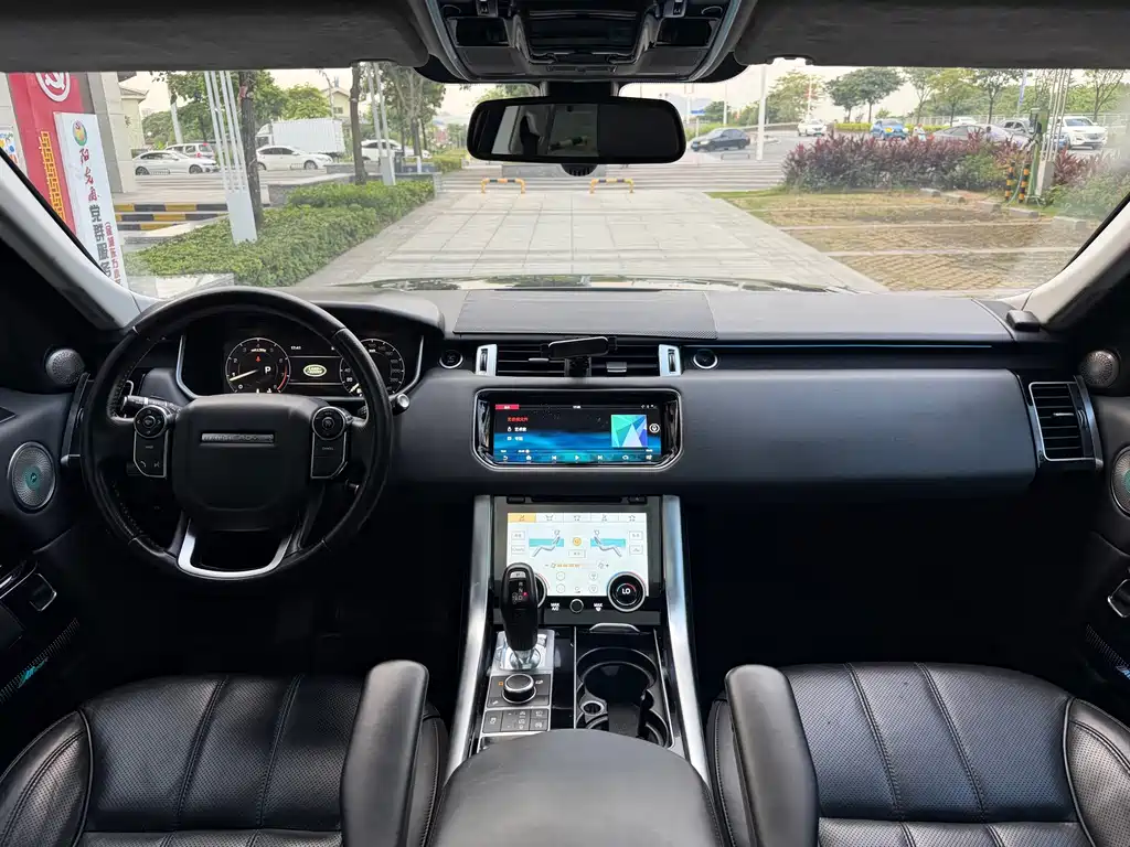 Land Rover Sport — миниатюра 6