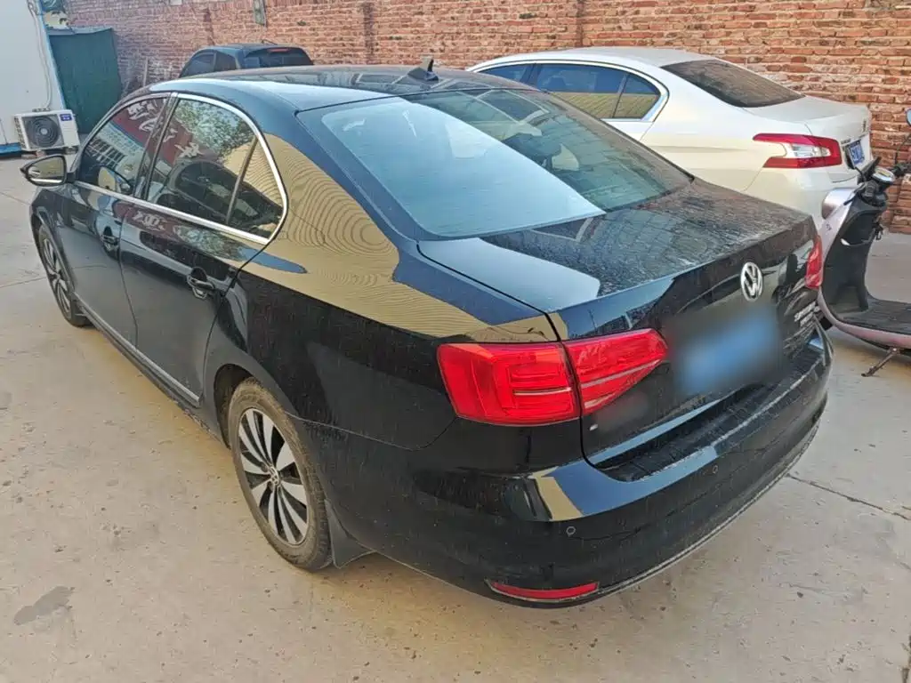 Volkswagen Sagitar — миниатюра 5