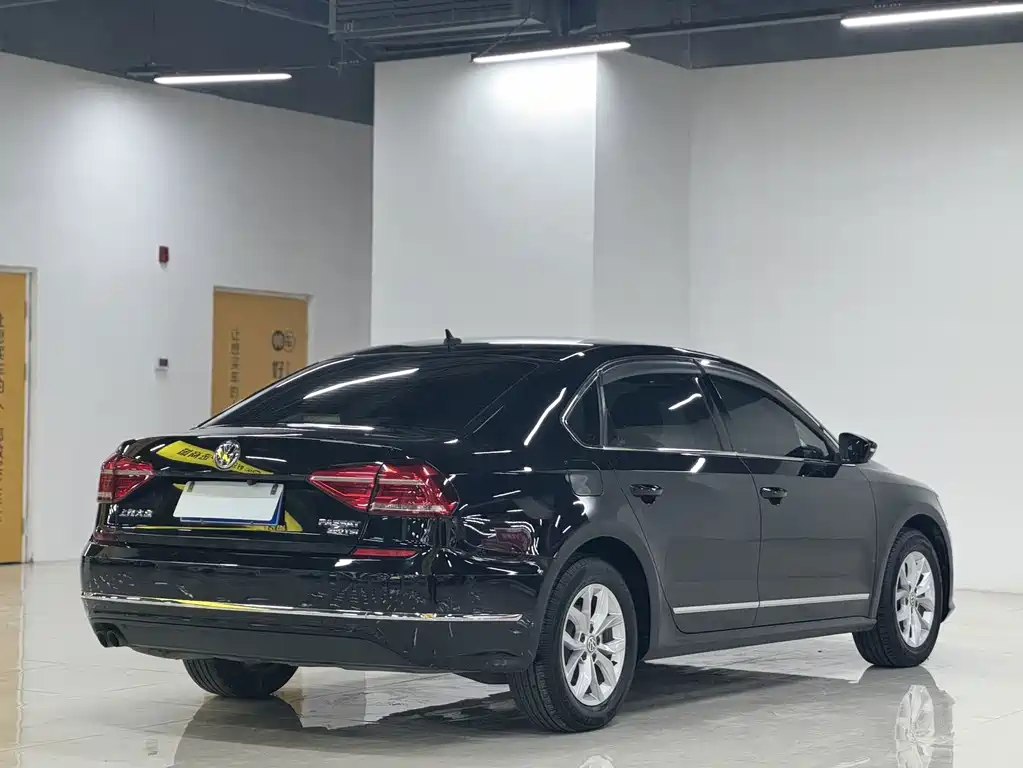 Volkswagen Passat — миниатюра 9