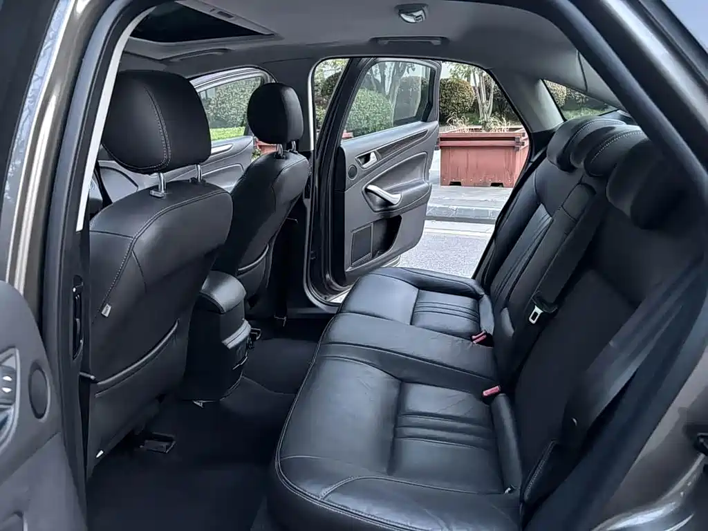 Ford Mondeo Zhisheng — миниатюра 11