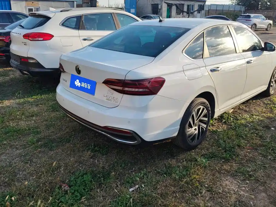 Volkswagen Lavida — миниатюра 3