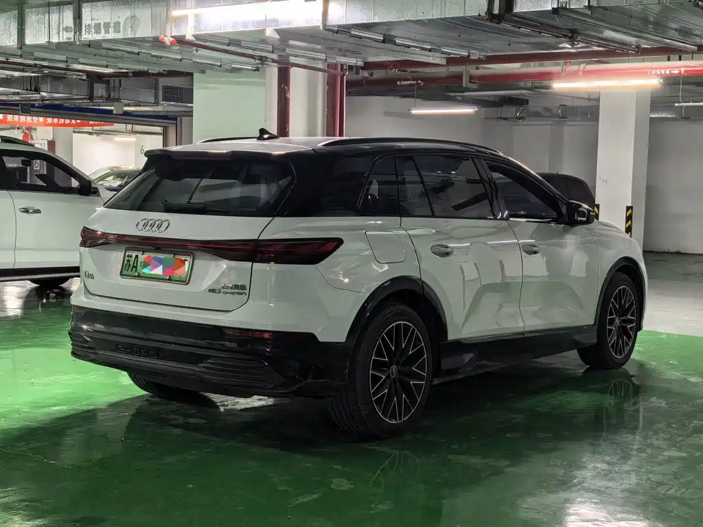 Audi Q5 e-tron — миниатюра 8