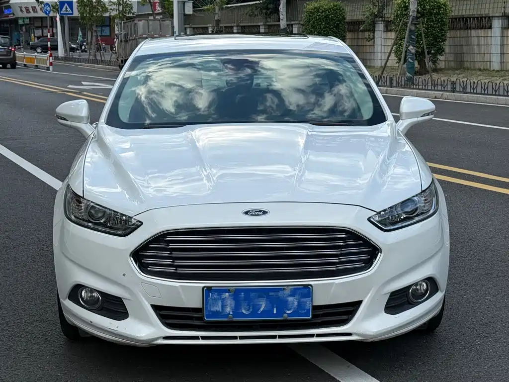 Ford Mondeo — миниатюра 2