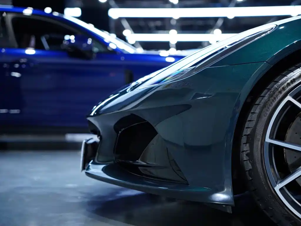 Lotus Emira — миниатюра 12