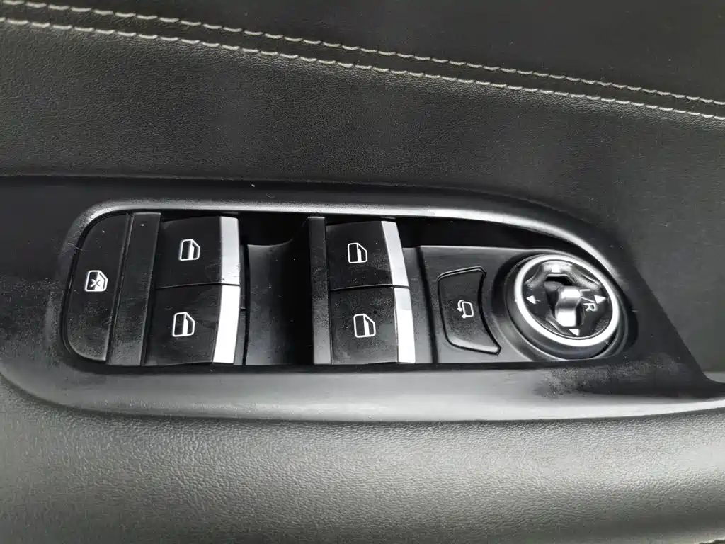 Chery Tiggo 8 — миниатюра 9