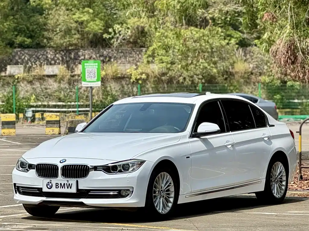 BMW 3 Series 2016