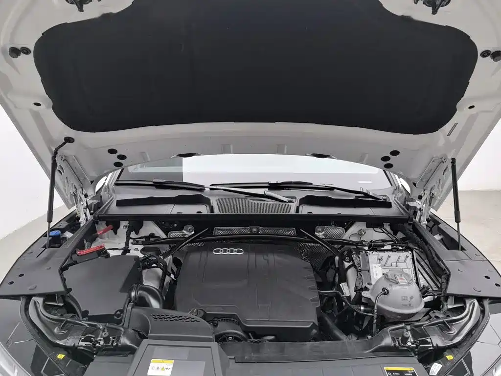 Audi Q5L — миниатюра 6